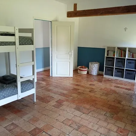 Maison Familiale De 3 Saint-Remy-la-Varenne